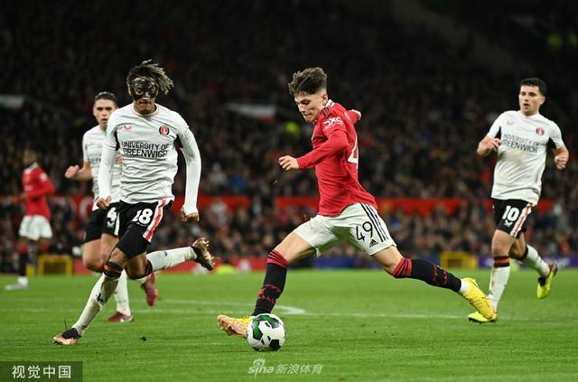 勇气、毅力，如火焰般的斗志🔥恭喜前老鹰队长杰夫·....